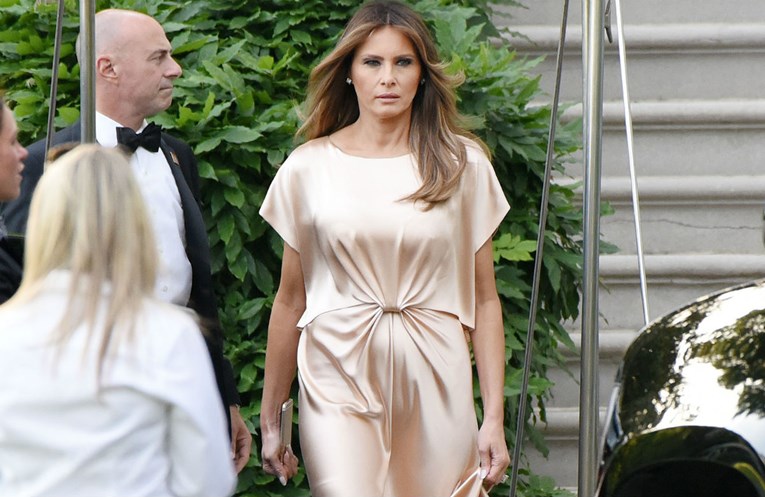 Ova haljina od 17 tisuća dolara prvi je modni promašaj Melanije Trump