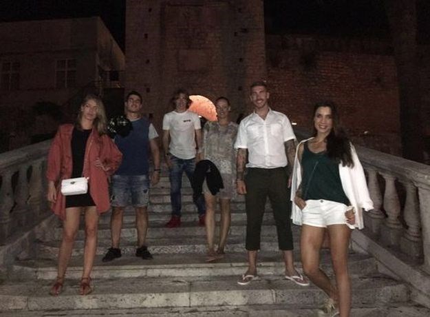 FOTO Modrić i Ramos nakon uživanja u dubrovačkim delicijama skočili do prelijepe Korčule