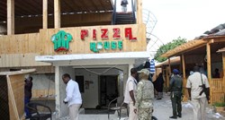 Najmanje 20 ubijenih u terorističkom napadu na restorane u Mogadišuu