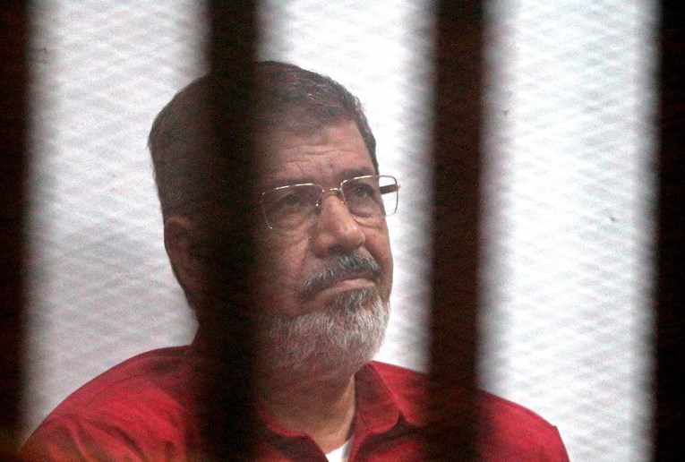 Bivšem egipatskom predsjedniku Mursiju poništena smrtna kazna