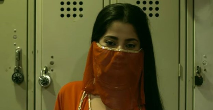 VIDEO Muslimanska porno diva koja ne skida hidžab u pornićima otkrila sve o sebi