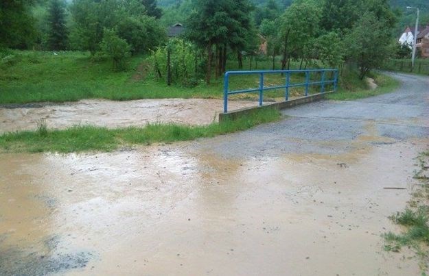 Poplave nakon kratkog nevremena na zapadnom dijelu Požege