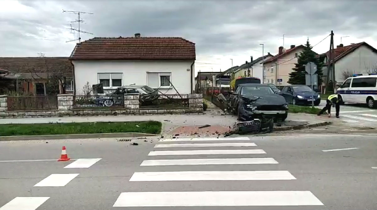 Teška prometna nesreća u Koprivnici, samo pukom srećom nitko nije stradao