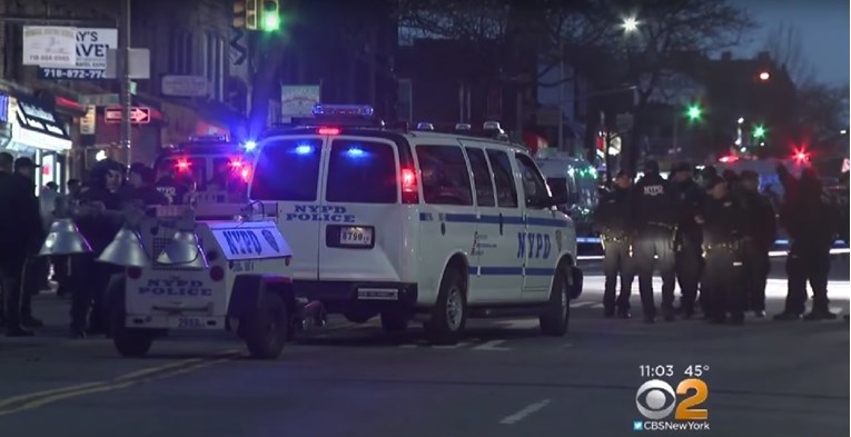 VIDEO Policija u New Yorku izrešetala nenaoružanog crnca