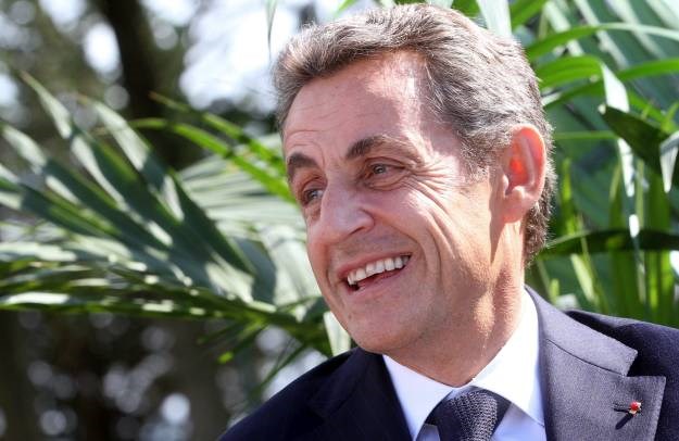 Sarkozy se vraća u politiku, najavio kandidaturu na predsjedničkim izborima iduće godine