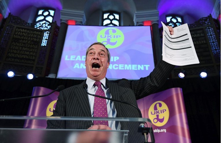 Nigel Farage, glavni čovjek iza Brexita i Trumpov saveznik, potpisao za Fox News