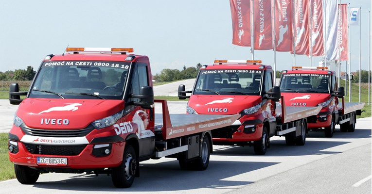ORYX Asistencija investirala u 20 novih kamiona za pomoć na cesti