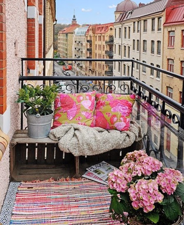 Napravi romantičnu oazu na svom balkonu uz nekoliko zanimljivih trikova