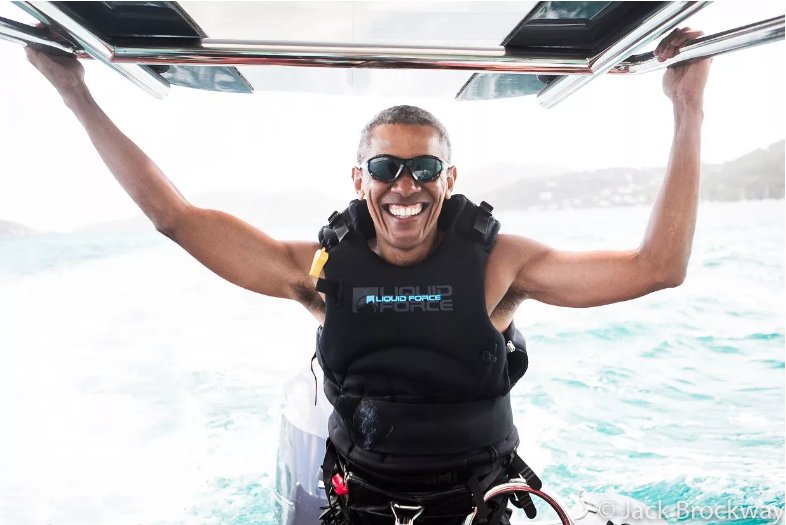 Zašto je Obama tako veseo u ovako ozbiljnom trenutku? Možda zna nešto što mi ne znamo