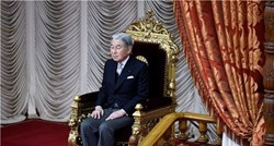 Japanski car Akihito sprema se na abdikaciju?