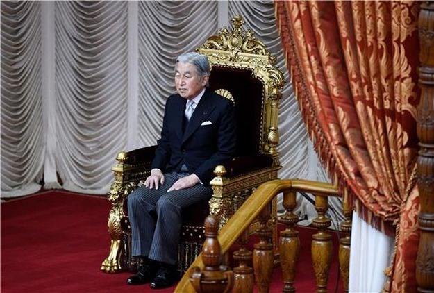 Japanski car Akihito sprema se na abdikaciju?