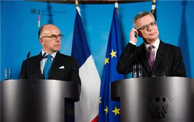 Francuska i Njemačka kritiziraju EK zbog sporosti u rješavanju izbjegličke krize, ona se ljuti