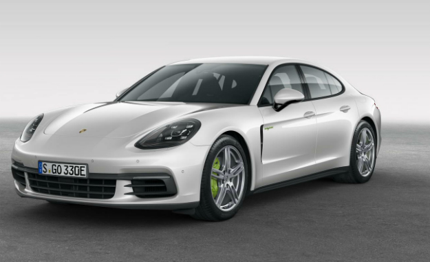 Porsche je konačno uspio: Panamera leti cestom i troši 2,5 l/100 km