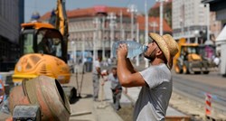 FOTO Oni ne mogu potražiti spas u hladu: Građevinski radnici prže se na gotovo 50°C