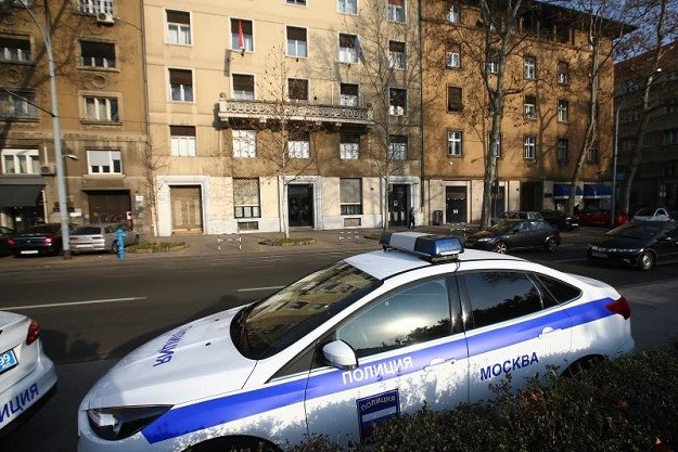 FOTO Ispred HDZ-a u Zagrebu parkirani ruski policijski automobili, pogledajte zašto