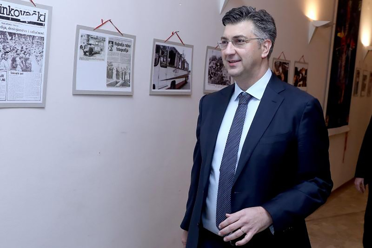 FOTO Andrej Plenković sa smiješkom na licu stigao u Sabor