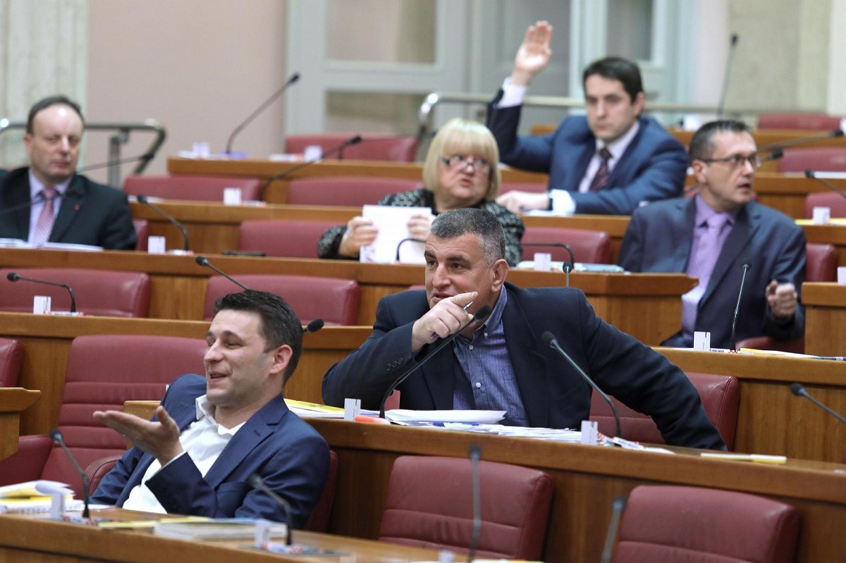Glavna tema u saboru Agrokor i plaće Ramljakovih savjetnika