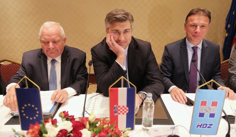 Šef Europske pučke stranke poručio Plenkoviću: Vi imate odgovornost za regiju