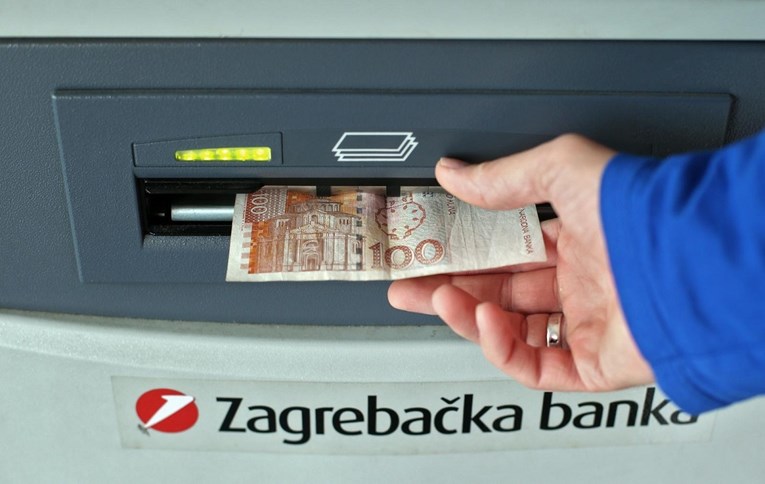 Zagrebačka banka od 1. siječnja snižava kamatne stope na postojeće kredite