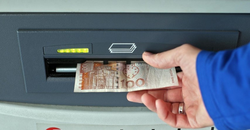 Zagrebačka banka od 1. siječnja snižava kamatne stope na postojeće kredite