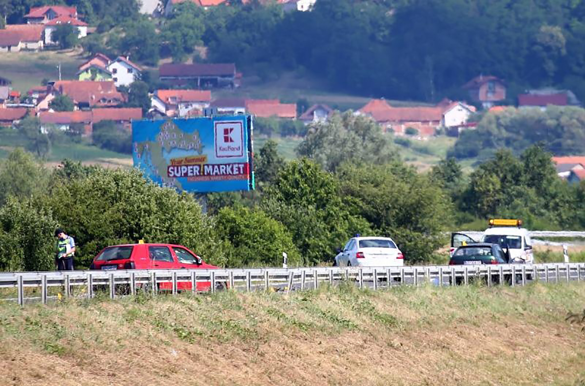 NESREĆA KOD ZAPREŠIĆA U sudaru tri automobila jedna osoba poginula