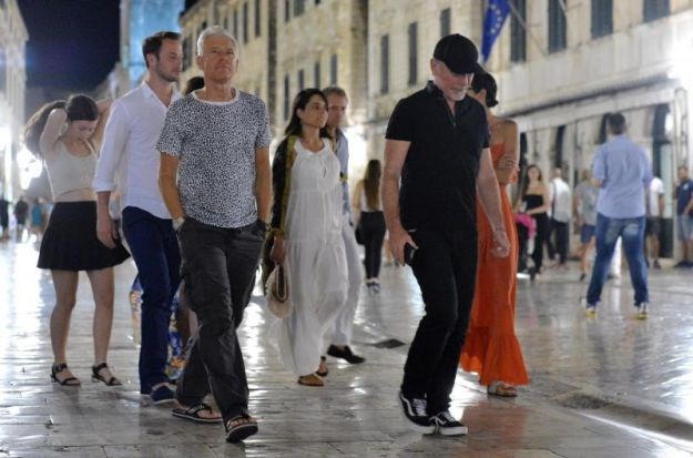 FOTO U2 zvijezde prošetale Stradunom: Palac gore za Dubrovnik!