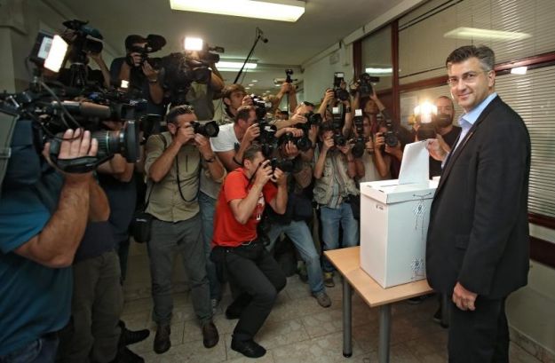 Plenković: Zadovoljstvo mi je na ovako lijep dan obaviti svoju građansku dužnost