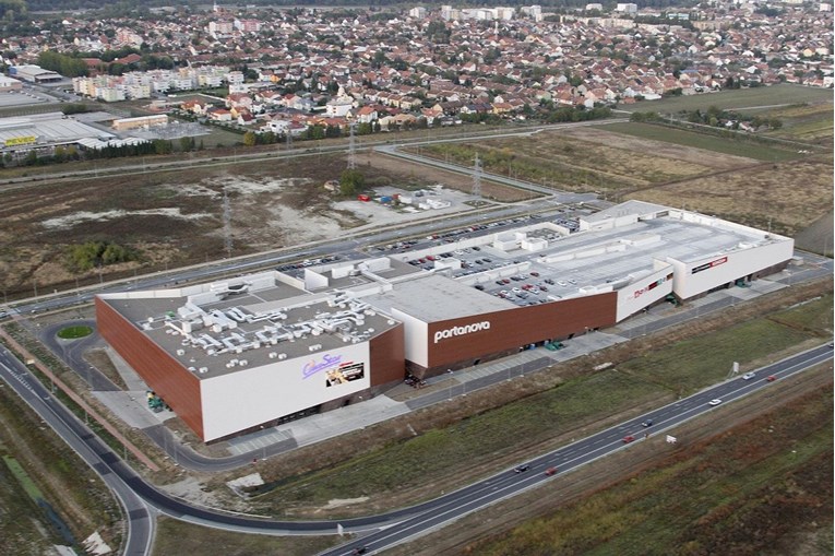 Evakuiran šoping centar Portanova u Osijeku