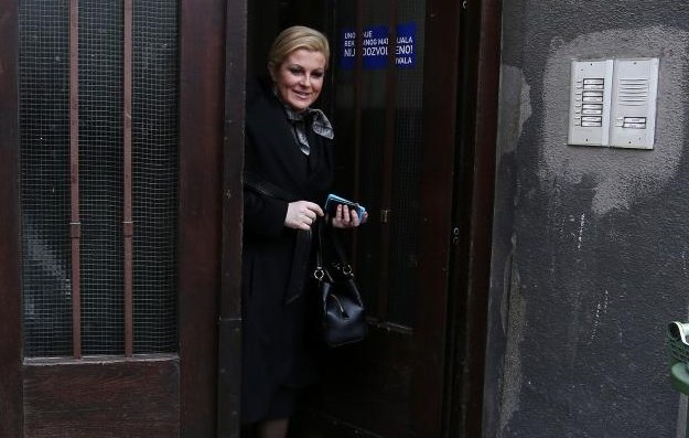 Prvi dan novoizabrane predsjednice: Popodne s Josipovićem, navečer na televiziji