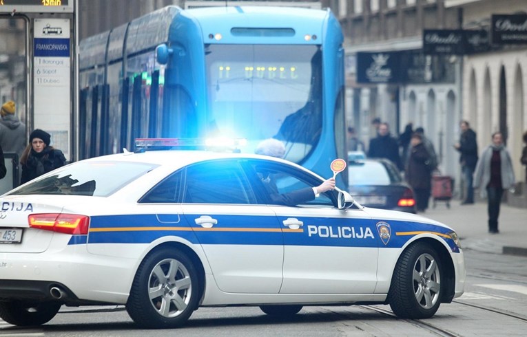 FOTO Zbog Vučića na ulicama Zagreba policija, na zgradama snajperisti, zatvoren i Markov trg