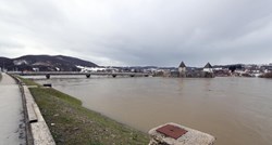 Una prijeti kućama i u BiH, uvedene izvanredne mjere obrane od poplava
