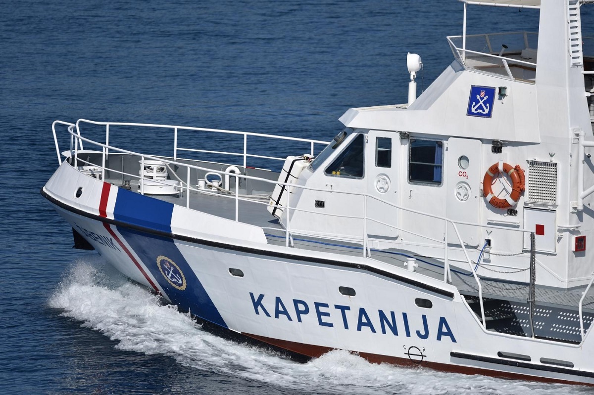 Po jakom nevremenu kod stijena u dubrovačkom akvatoriju spašen ronilac