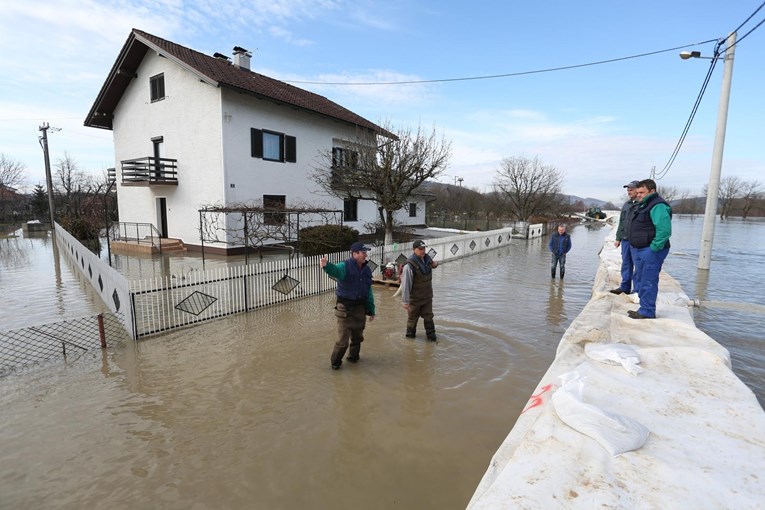 Zapovjednik obrane od poplava: Ni jedan stambeni objekt na karlovačkom području nije poplavljen