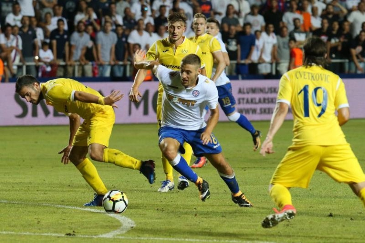 SUPERČETVRTAK Hajduk i Dinamo na HTV-u, PSV - Osijek na HNTV-u