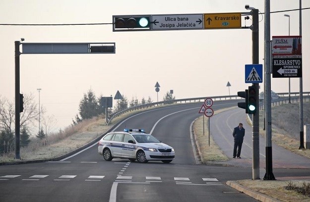 Teška nesreća u Velikoj Gorici: U sudaru tri automobila poginule dvije osobe