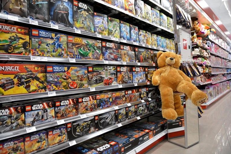 Trgovine igračkama bilježe veliki pad prihoda, ali ipak ostvaruju dobit
