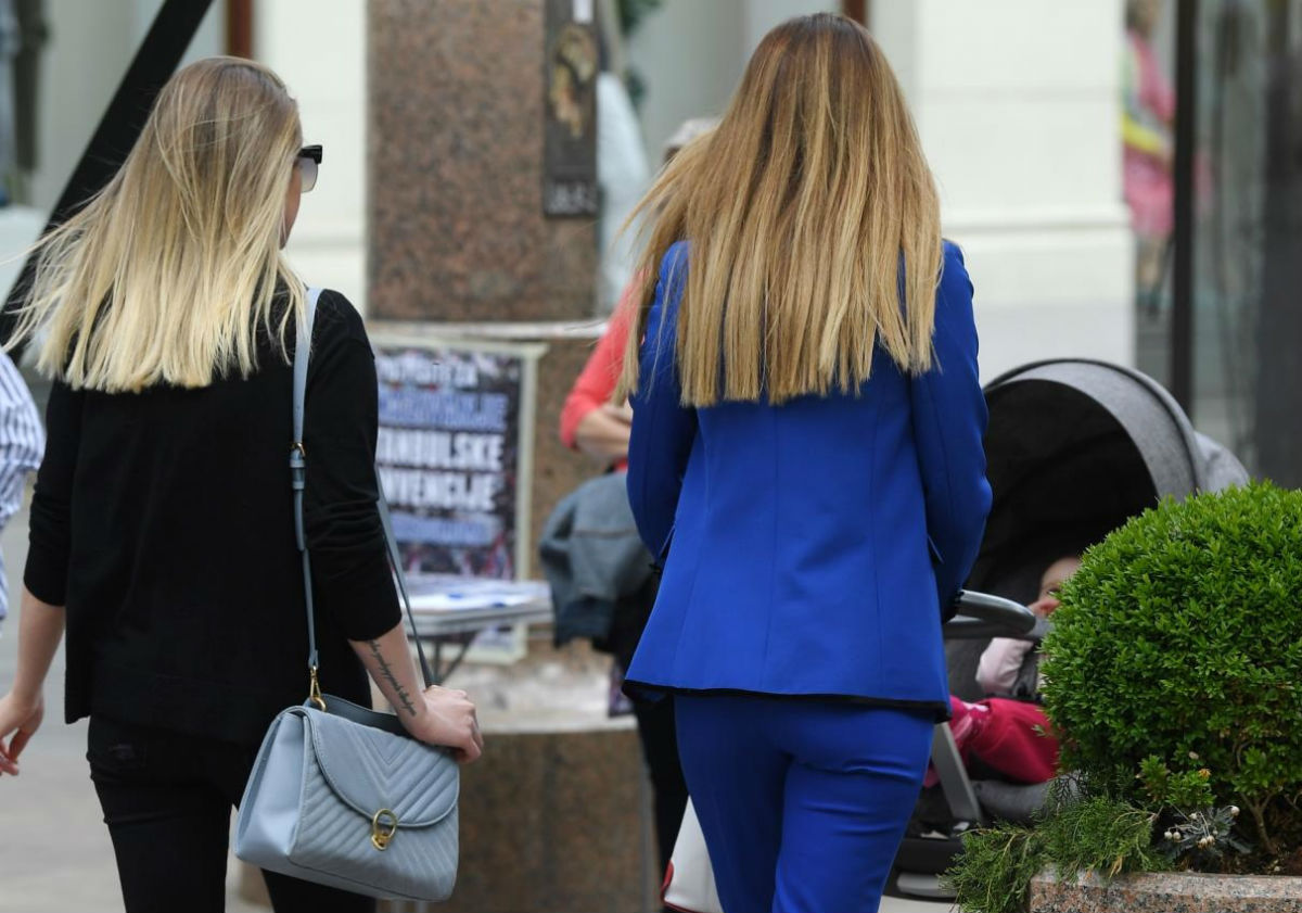 Bivša Miss Hrvatske opet nas je oduševila stajlingom za šetnju gradom s kćerkicom