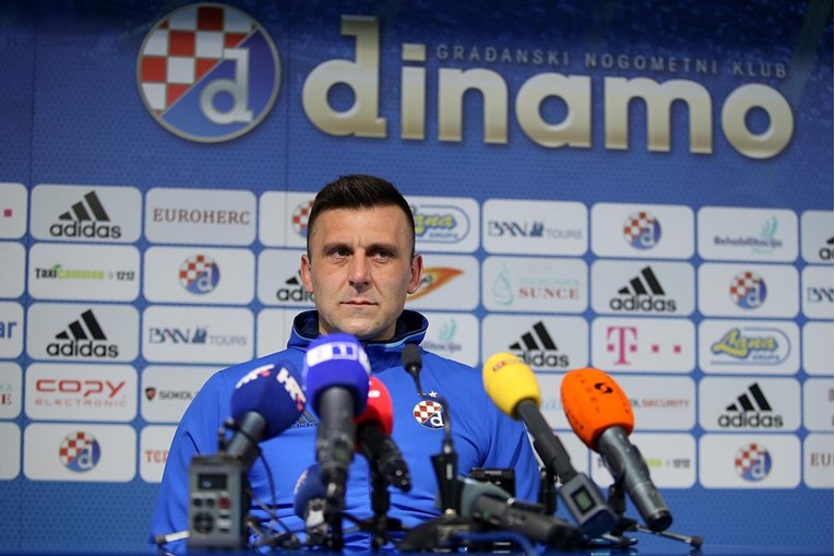 Dinamov trener poručio igračima pred Hajduk: Uživajte!
