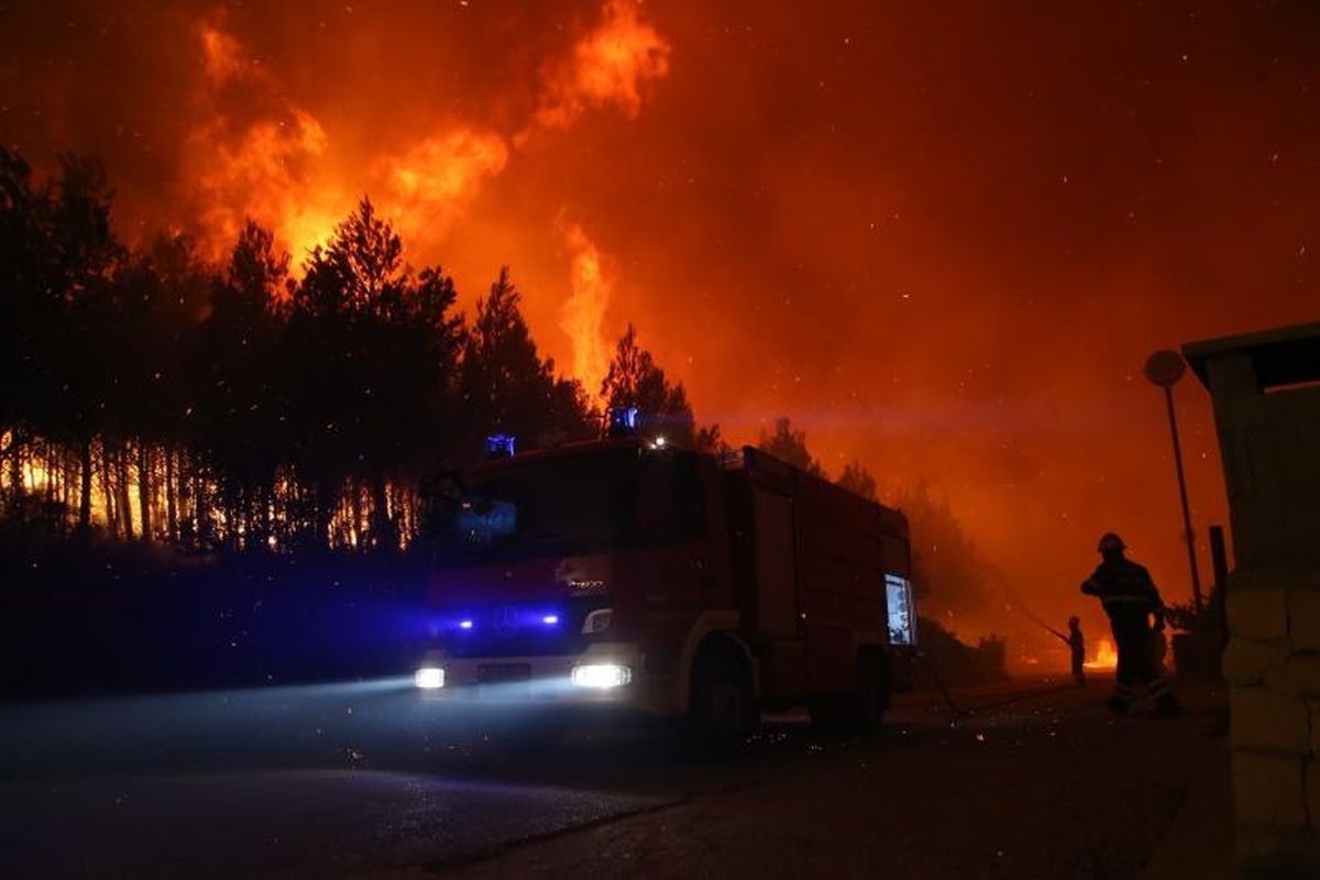 Vatrogasci iz Karlovca i Ogulina stižu u Split