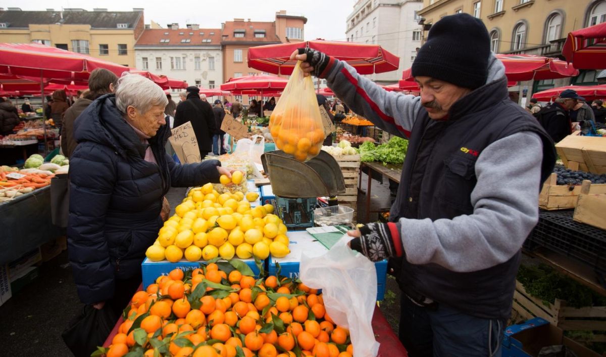 Cijene voća u prošloj godini porasle za 24,5 posto