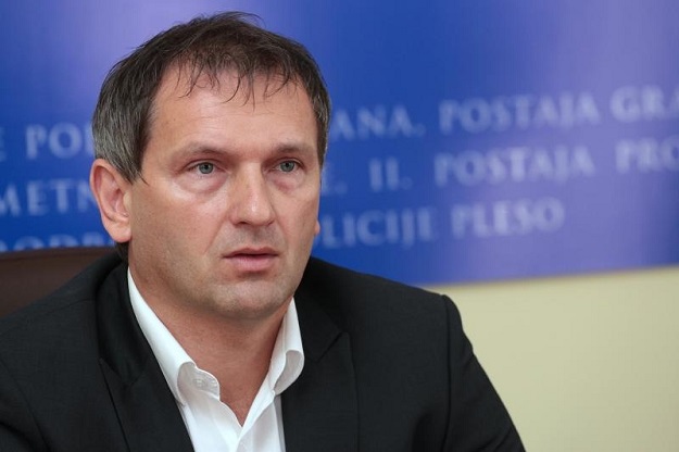 Index doznaje: Načelniku iz čijeg su ureda ukradeni novac i zlato prijeti smjena