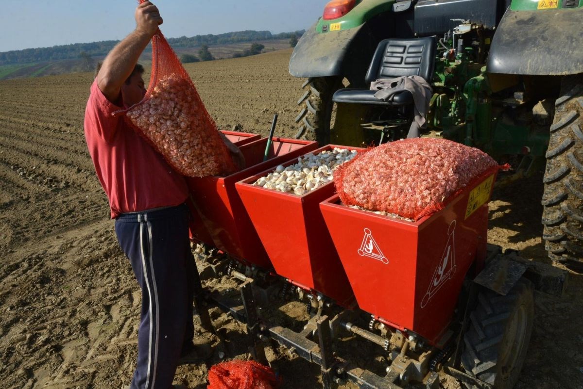 Blokirano gotovo 900 obiteljskih gospodarstava, njihov dug veći od 420 milijuna kuna