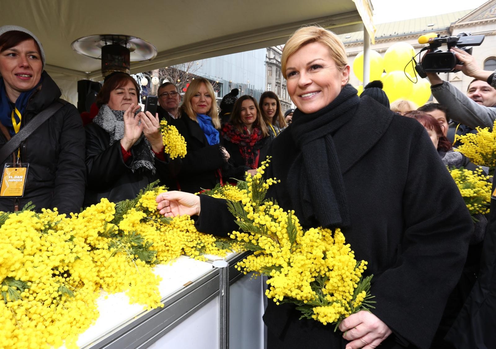 Kolinda: Svoje sam dijete cijepila protiv HPV-a, cijepite i vi svoju djecu! To nema veze sa seksom