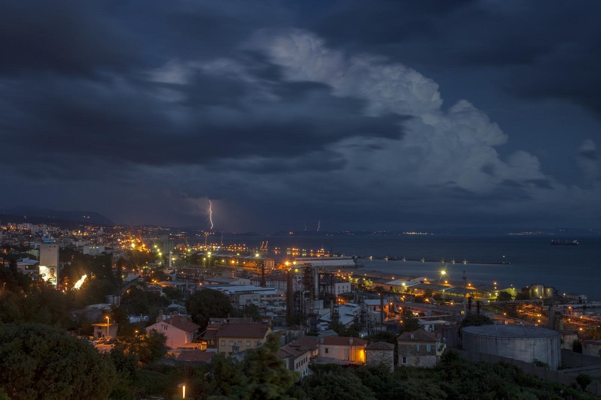 I danas je za cijelu zemlju na snazi alarm zbog oluja, evo gdje će biti najjače