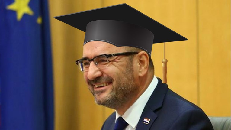 Vaso Brkić opet diplomirao
