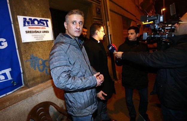 Karamarko s Petrovom pregovarao do kasnih sati: "Gotovo je, osjećam se predivno"