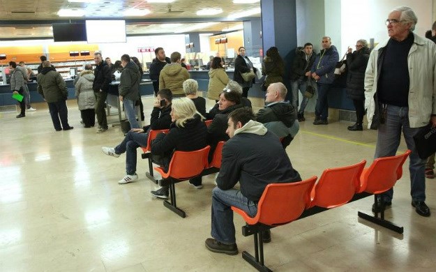 Zbogom papirologiji: MUP više ne traži vašu domovnicu, vjenčani i rodni list