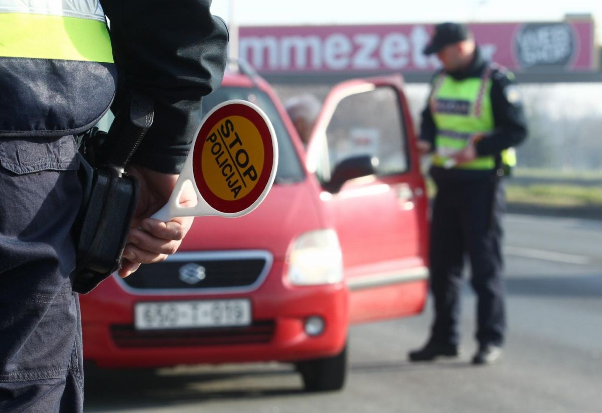 Koprivnički policajac dobio mito od dvojice kamiondžija