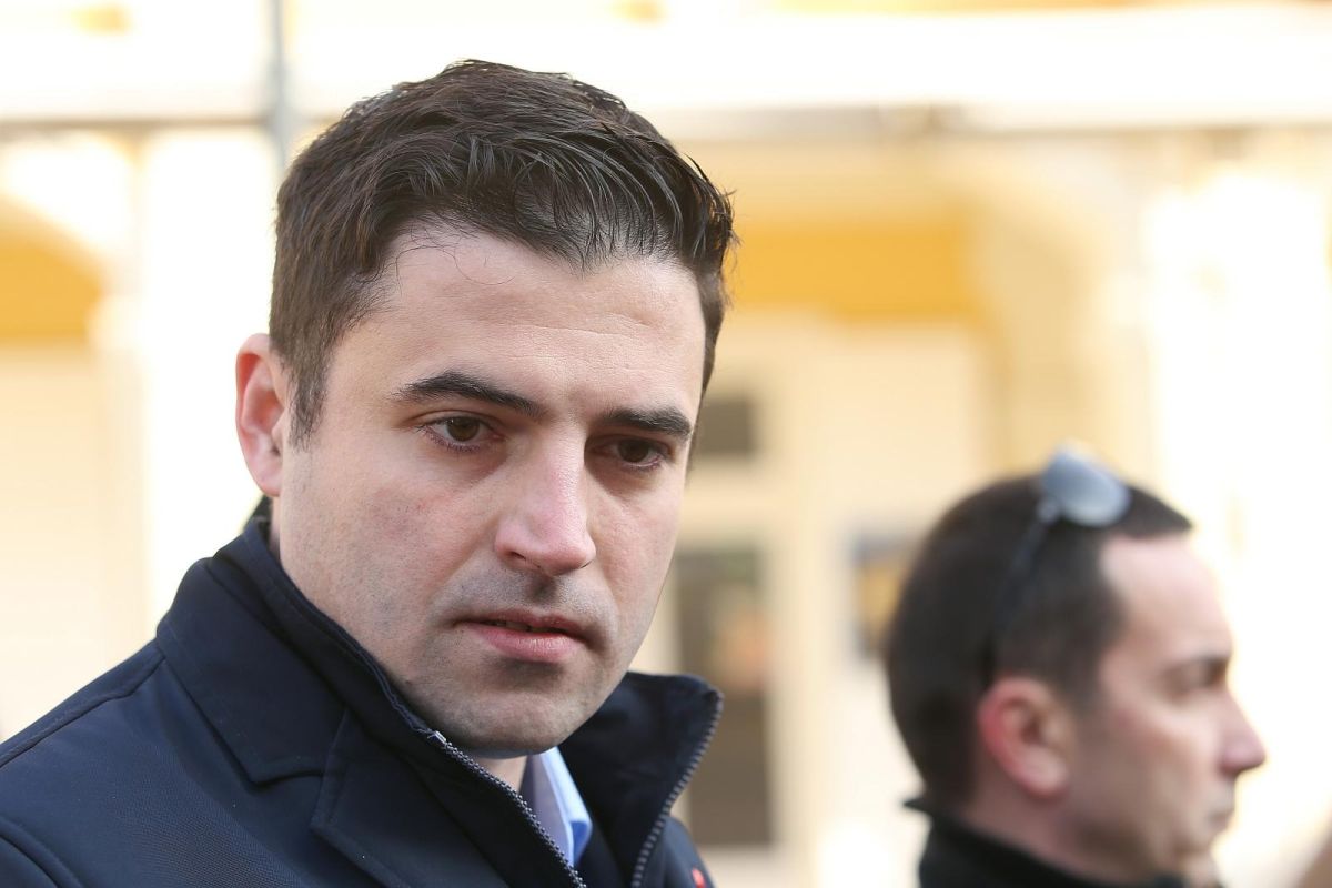 Bernardić: Vlada treba platiti kazne ribarima