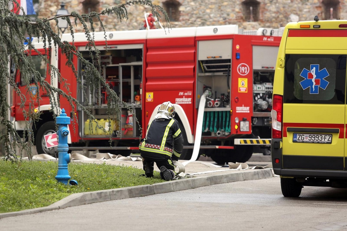 Vatrogasci projurili Zagrebom, intervenirali u američkoj ambasadi